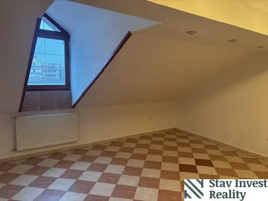 Na prenájom komerčné v Senec · €230 · Pôvodný stav