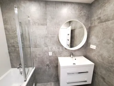 Na predaj 3-izbový byt, 68 m², Košice-Sever