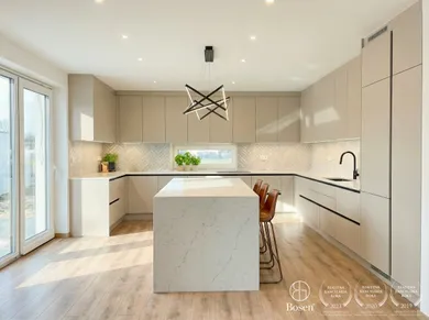 Na predaj 4-izbový dom, 147 m², Dunajská Streda