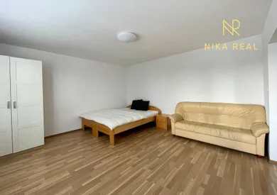 Mieszkania na wynajem, 1-pokojowe, Bratislava-Podunajské Biskupice · €580