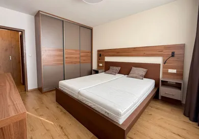 Na prenájom 2-izbový byt, 62 m², Bratislava-Dúbravka, Dúbravčická