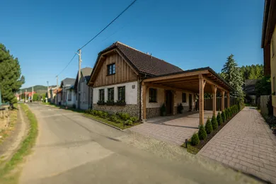 Na predaj dom, 355 m², Lučivná