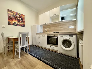 Kiadó lakások, 3-szobás, Košice-Staré Mesto · €890