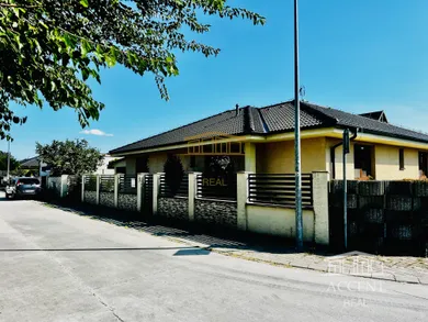 Na predaj 4-izbový dom, 188 m², Hrubý Šúr