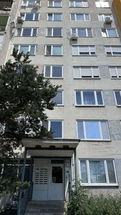 Na predaj 2-izbový byt, 42 m², Košice-Nad jazerom