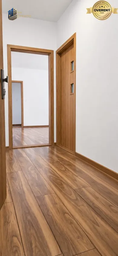 Na predaj 2-izbový byt, 56 m², Nové Zámky