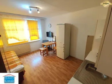 Na prenájom 1-izbový byt, 20 m², Nové Zámky