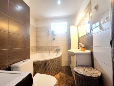 Na predaj 2-izbový byt, 49 m², Dubnica nad Váhom