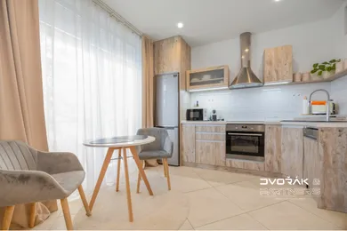 Na prenájom 1-izbový byt, 43 m², Banská Bystrica, 29. augusta 31