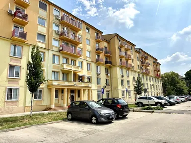 Apartments for sale, 2-room in Bratislava-Ružinov · €193,500