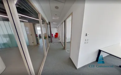 Na prenájom komerčné, 242 m², Bratislava-Staré Mesto, Pribinova