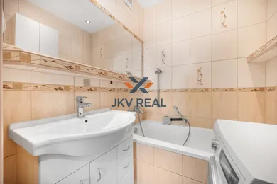 Na predaj 2-izbový byt, 52 m², Bratislava-Rača