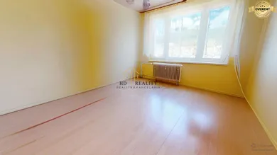 Na predaj 3-izbový byt, 83 m², Hriňová, Školská