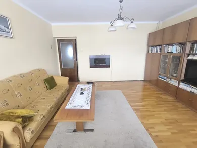 Na predaj 10-izbový dom, Telgárt