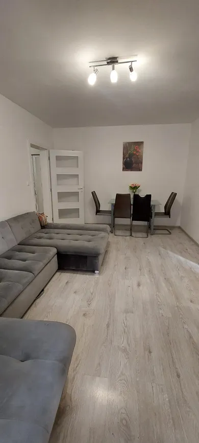 Na prenájom 2-izbový byt, 50 m², Banská Bystrica, Mládežnícka
