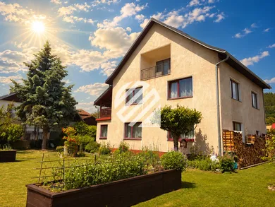 Domy na predaj 4-izbový, Žilina · €285 000