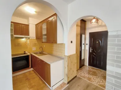 Na predaj 2-izbový byt, 36 m², Piešťany, Vrbovská Cesta