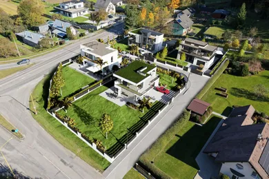Na predaj pozemok, 792 m², Považská Bystrica, Hliny