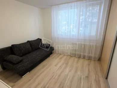 Na prenájom 2-izbový byt, 43 m², Galanta, Nová doba