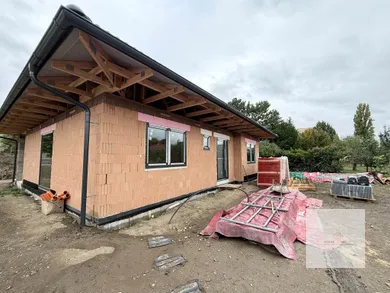 Domy na predaj 4-izbový, Šaľa · €309 000