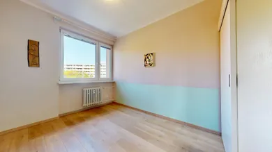 Na predaj 4-izbový byt, 91 m², Bratislava-Karlova Ves, Adámiho