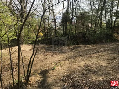 Działki na sprzedaż, Bratislava-Dúbravka · €65 000