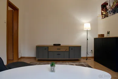 Na prenájom 2-izbový byt, Bratislava-Dúbravka, Bagarova