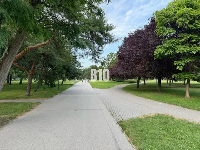 Na predaj 2-izbový byt, 63 m², Bratislava-Ružinov, Mesačná