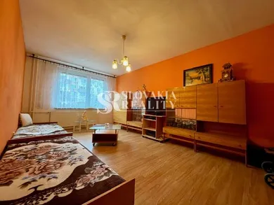 Na predaj 3-izbový byt, 85 m², Nitra, Alexyho