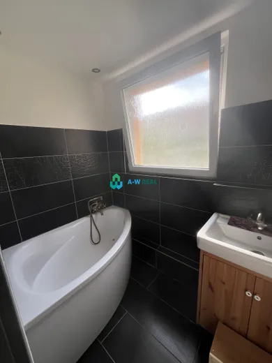 Na predaj 3-izbový byt, 68 m², Dunajská Streda