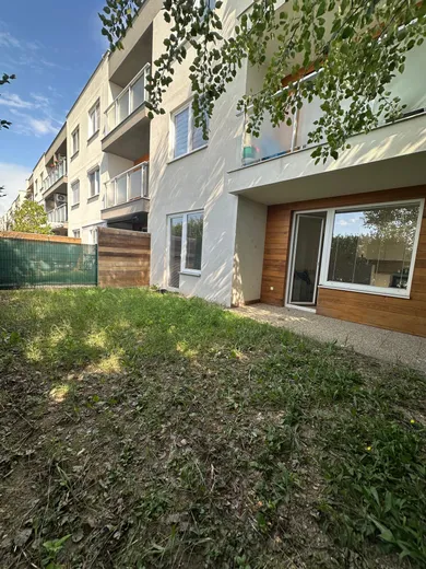 Na prenájom 2-izbový byt, 53 m², Senec, Tulipánová