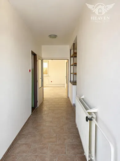 Na predaj 4-izbový dom, 247 m², Nesvady