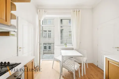 Na predaj 4-izbový byt, 110 m², Bratislava-Staré Mesto, Obchodná