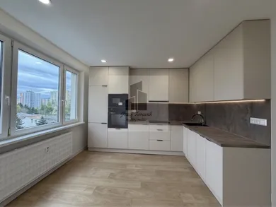Byty na predaj 1-izbový, Banská Bystrica · €155 000