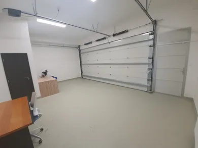 Na predaj komerčné, 81 m², Bratislava-Podunajské Biskupice, Kazanská
