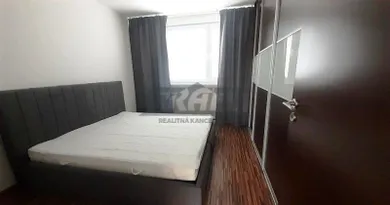 Na prenájom 3-izbový byt, 65 m², Bratislava-Vrakuňa, Toryská