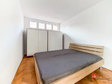 Na prenájom dom, 120 m², Bratislava-Ružinov, Teslova