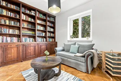 Na predaj 6-izbový dom, 690 m², Šamorín, Kasárenská