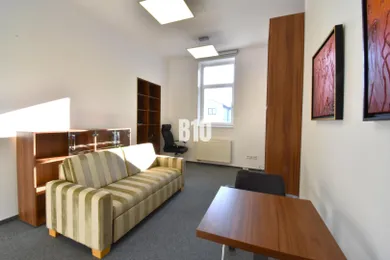 Na prenájom komerčné, 18 m², Žilina