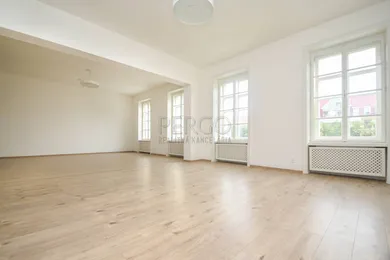 Na prenájom 4-izbový byt, 220 m², Bratislava-Staré Mesto, Gorkého
