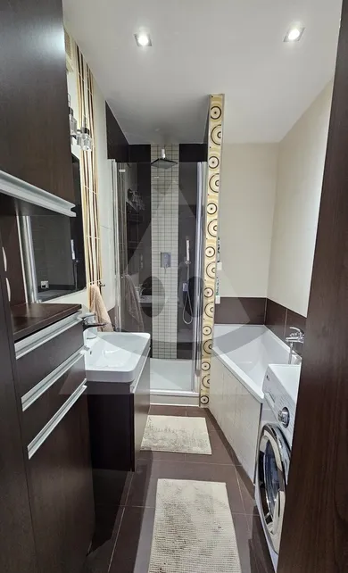 Na predaj 3-izbový byt, 74 m², Nové Zámky