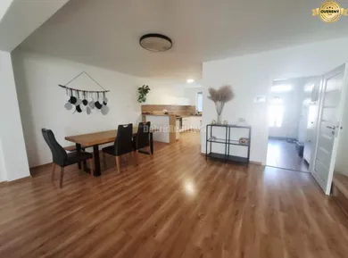 Na predaj 4-izbový dom, Nové Zámky