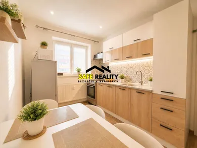Byty na predaj 2-izbový, Kysucké Nové Mesto · €144 900