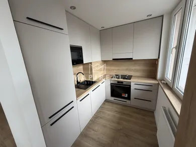 Mieszkania na sprzedaż, 2-pokojowe, Košice-Staré Mesto · €189 980