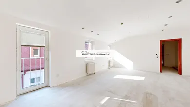 Na predaj 5-izbový byt, 339 m², Bratislava-Staré Mesto, Medená