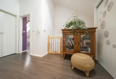 Na prenájom 4-izbový byt, 104 m², Bratislava-Ružinov, Kvetná