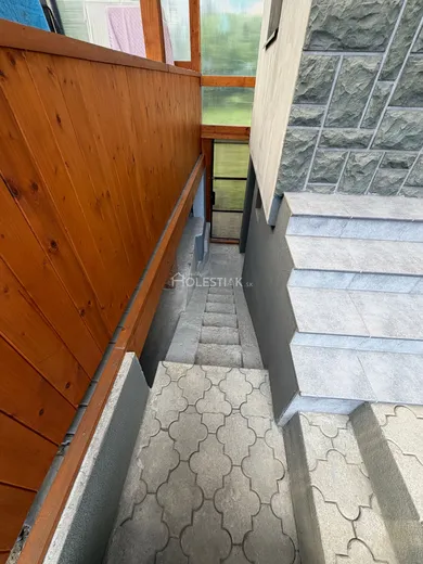 Na predaj 6-izbový dom, 209 m², Čadca, Podzávoz