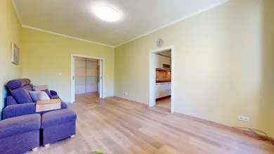 Na predaj 4-izbový byt, 91 m², Bratislava-Karlova Ves, Adámiho