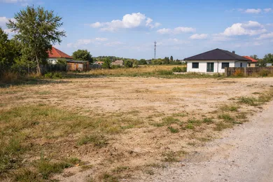 Działki na sprzedaż, Marianka · €203 250