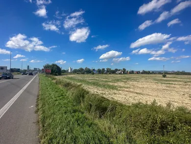 Na predaj pozemok v Bratislava-Ružinov · €500 000 · Pôvodný stav